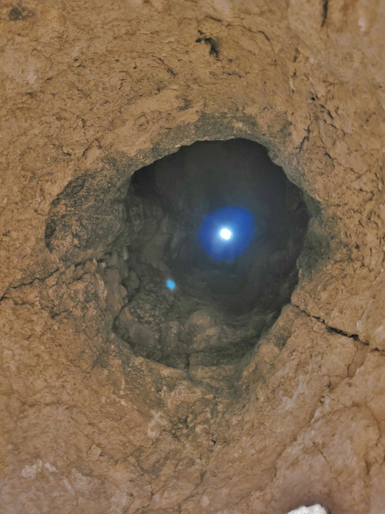 Foto: Bodegas - Baltanás (Palencia), España