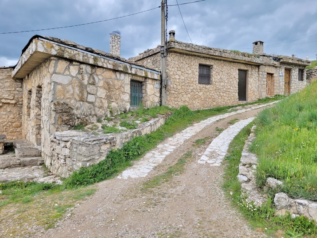 Foto: Bodegas - Baltanás (Palencia), España