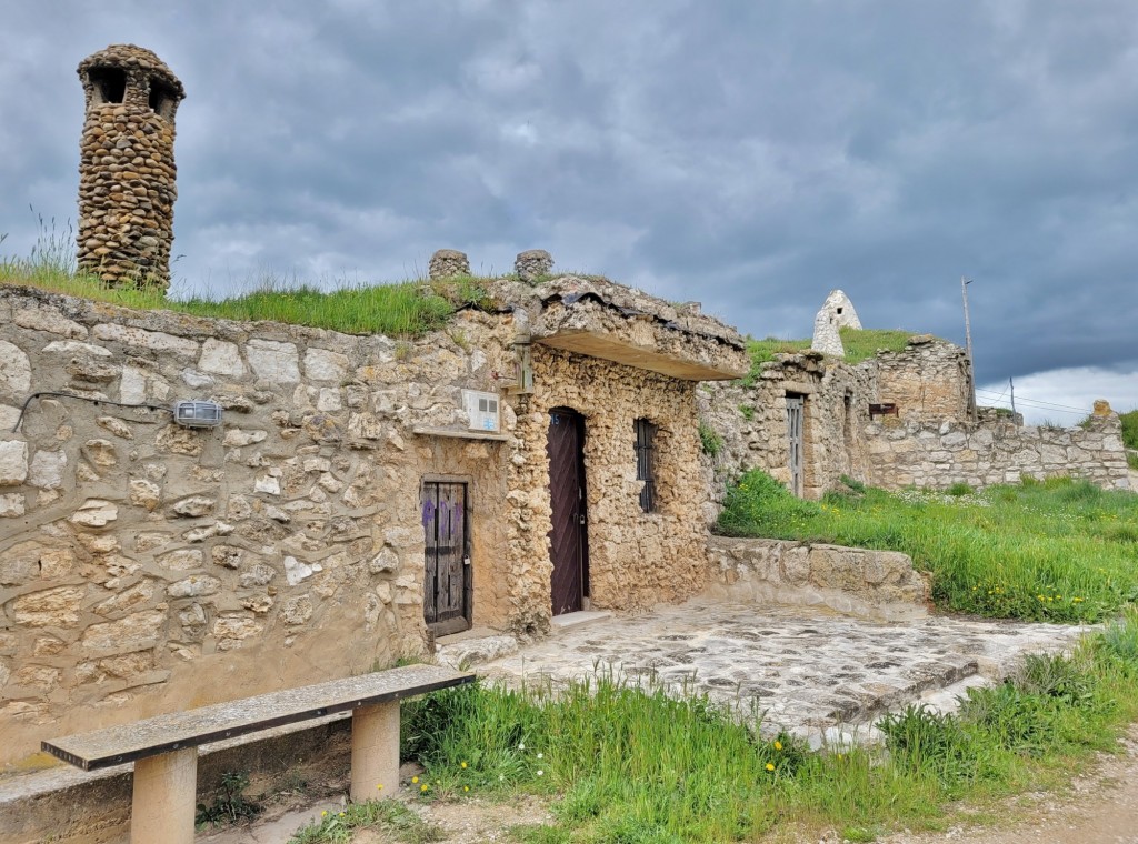 Foto: Bodegas - Baltanás (Palencia), España