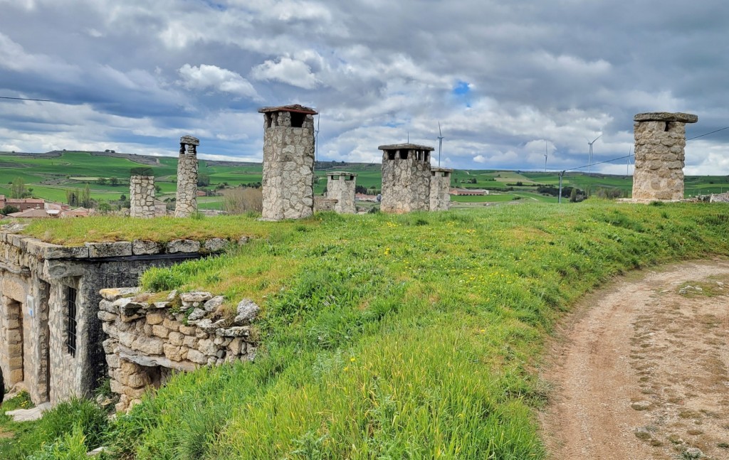 Foto: Bodegas - Baltanás (Palencia), España