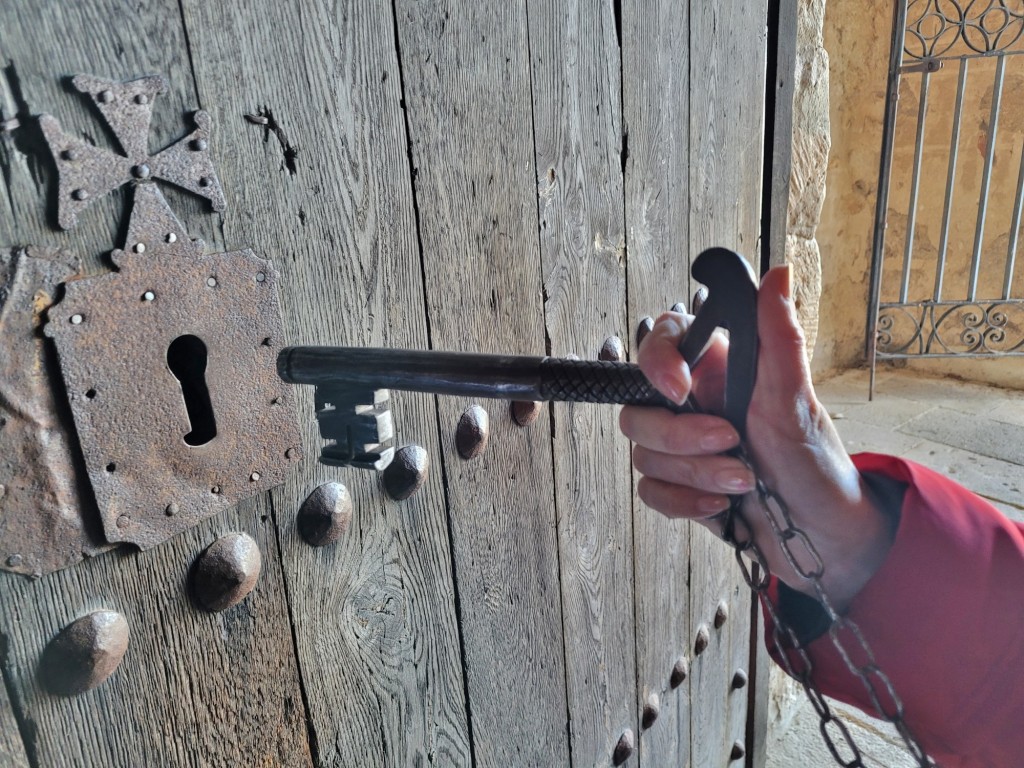 Foto: Basílica de San Juan - Baños de Cerrato (Palencia), España