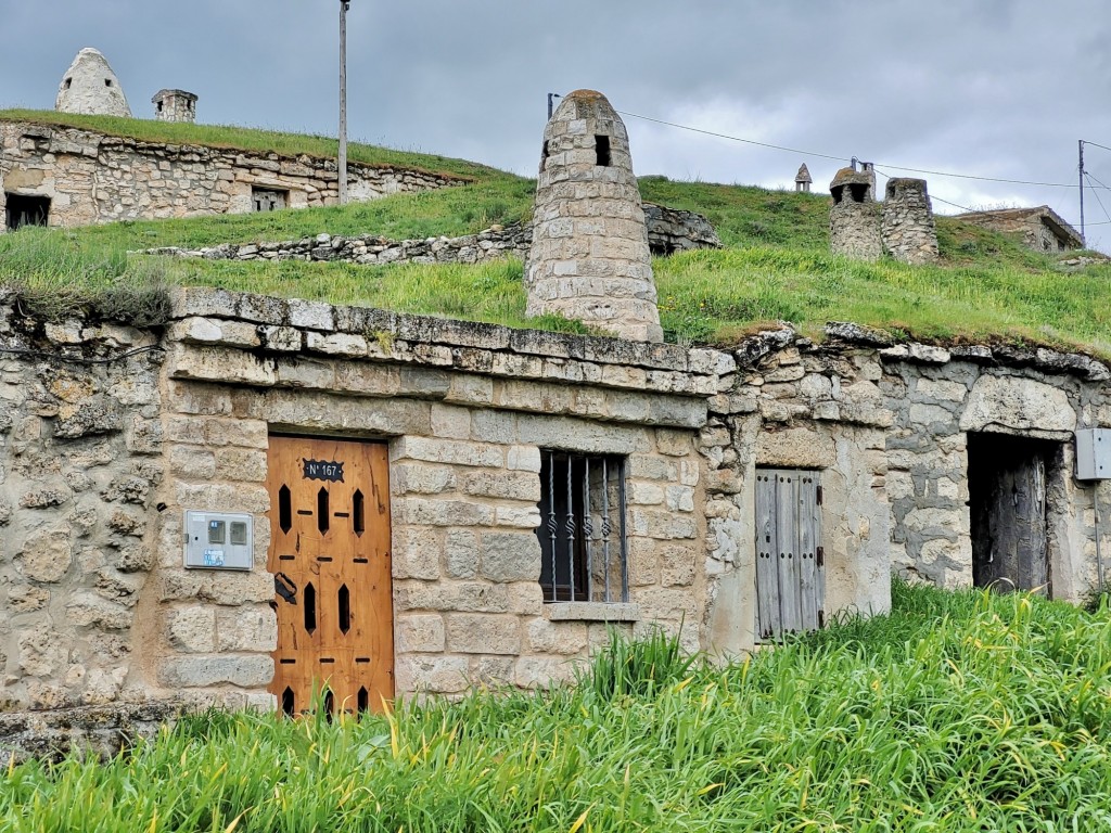 Foto: Bodegas - Baltanás (Palencia), España
