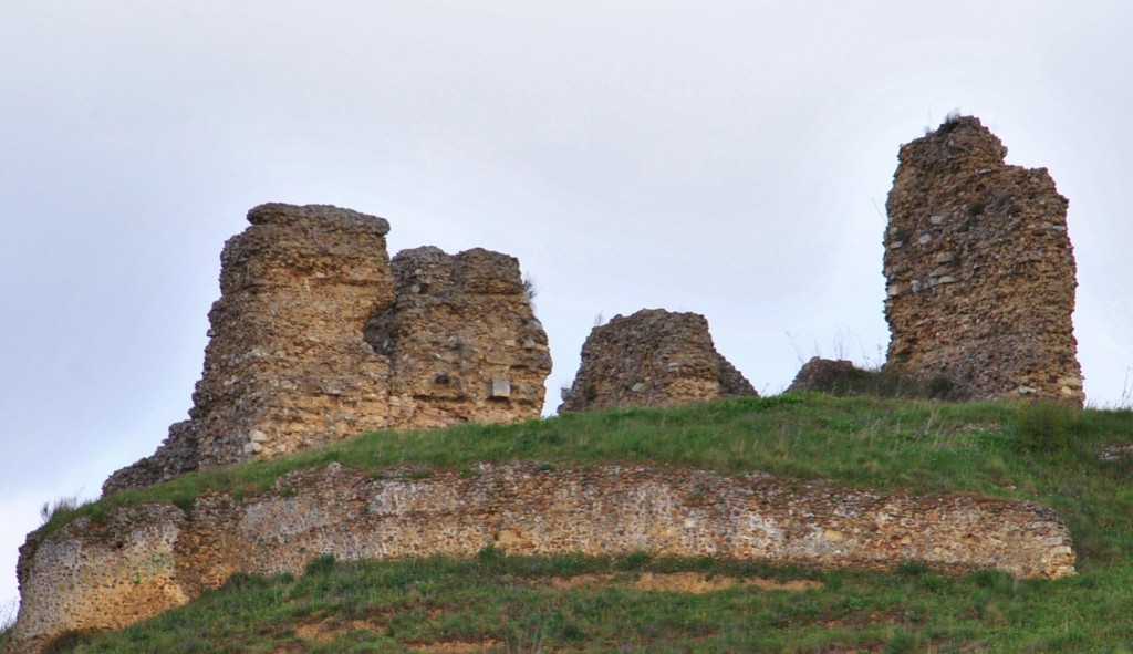 Foto: Castillo - Saldaña (Palencia), España