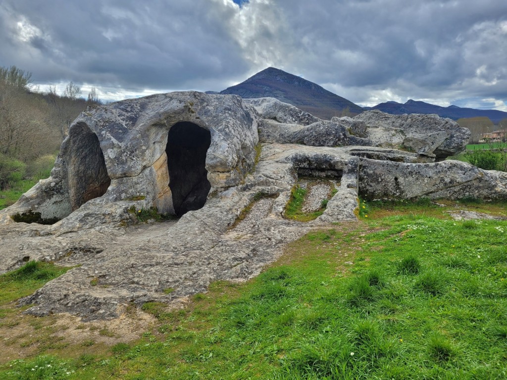 Foto: Eremitorio de San Vicente - Cervera de Pisuerga (Palencia), España