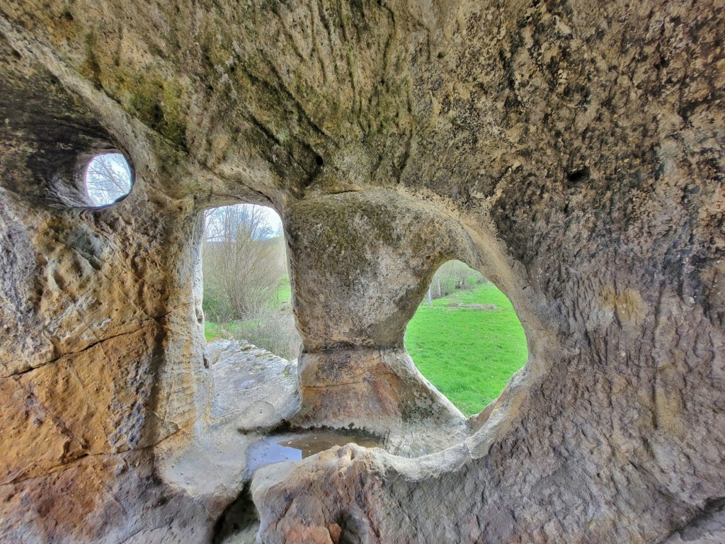 Foto: Eremitorio de San Vicente - Cervera de Pisuerga (Palencia), España