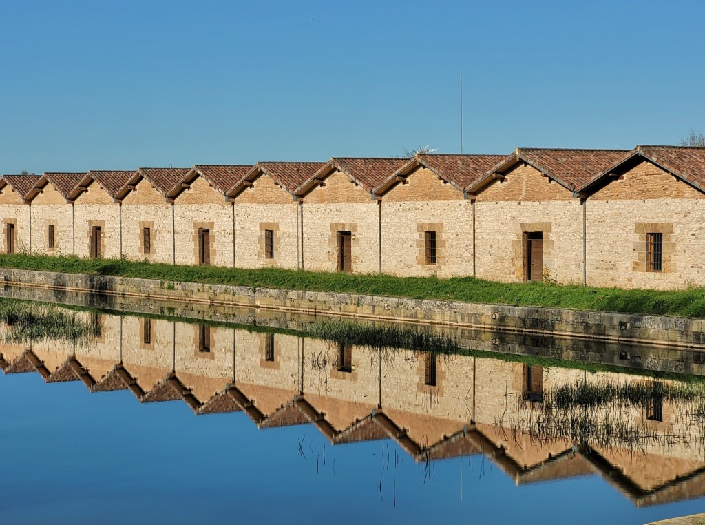 Foto: Canal de Castilla - Alar del Rey (Palencia), España
