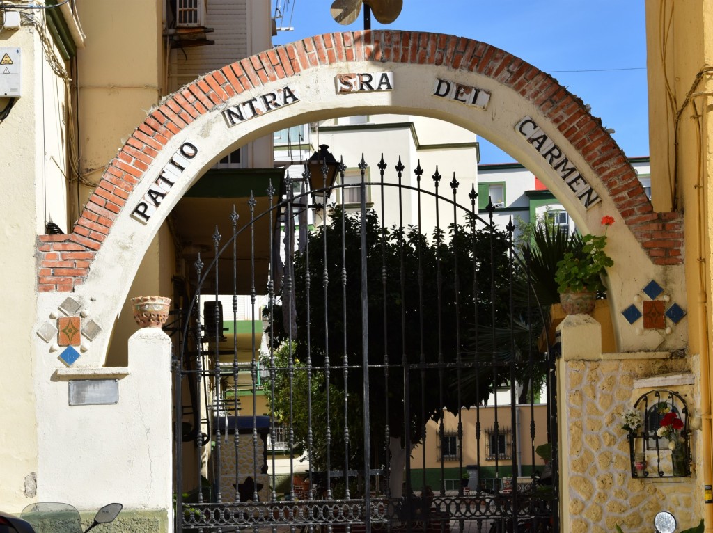 Foto: Entrada por la Calle Caracoles - Cádiz (Andalucía), España