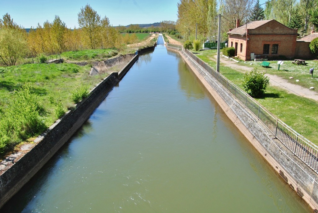 Foto: Canal de Castilla - Herrera de Pisuerga (Palencia), España