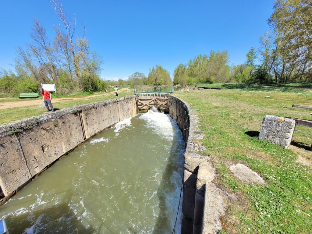Foto: Canal de Castilla - Herrera de Pisuerga (Palencia), España