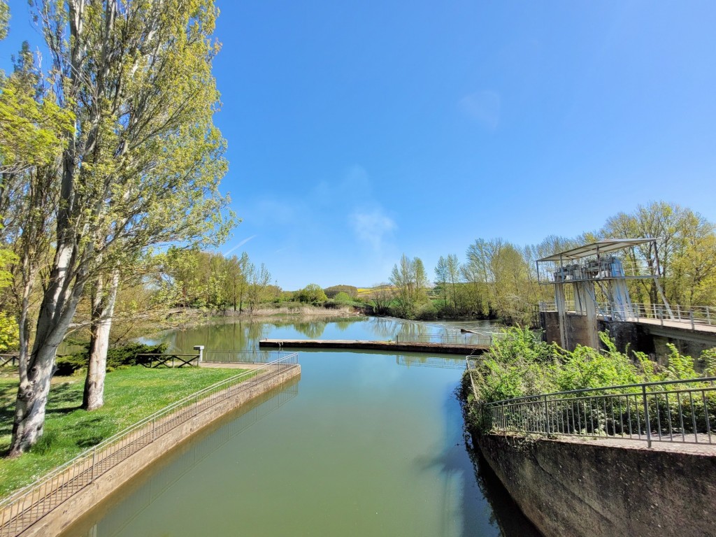 Foto: Canal de Castilla - Herrera de Pisuerga (Palencia), España