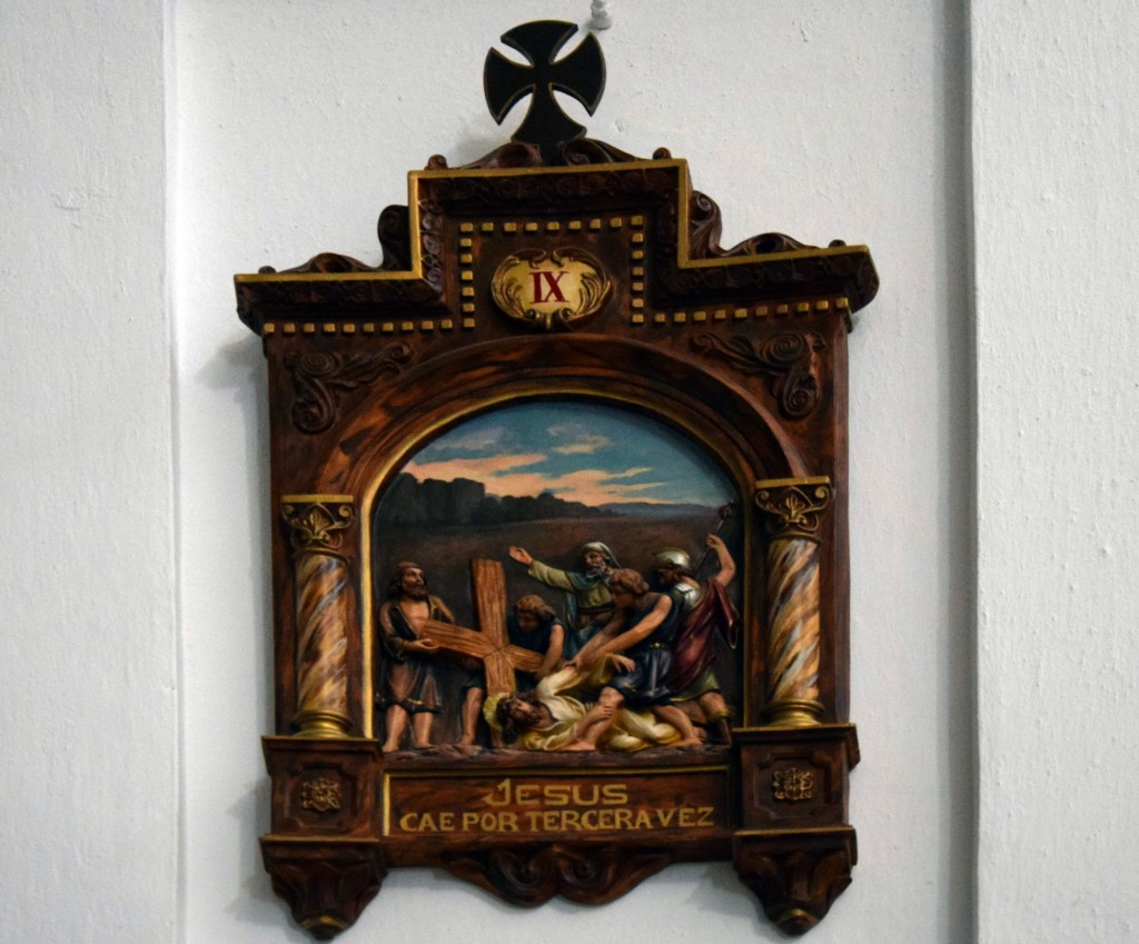 Foto: Víacrucis IX Jesús cae por tercera vez - Alpandeire (Málaga), España