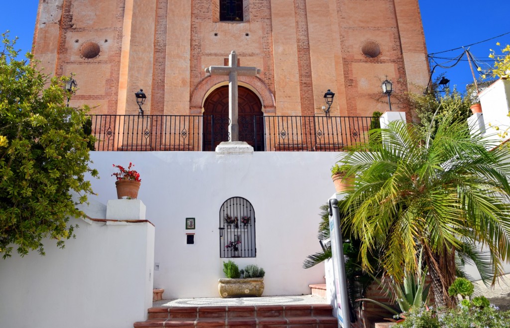 Foto: Iglesia de San Antonio de Padua - Alpandeire (Málaga), España