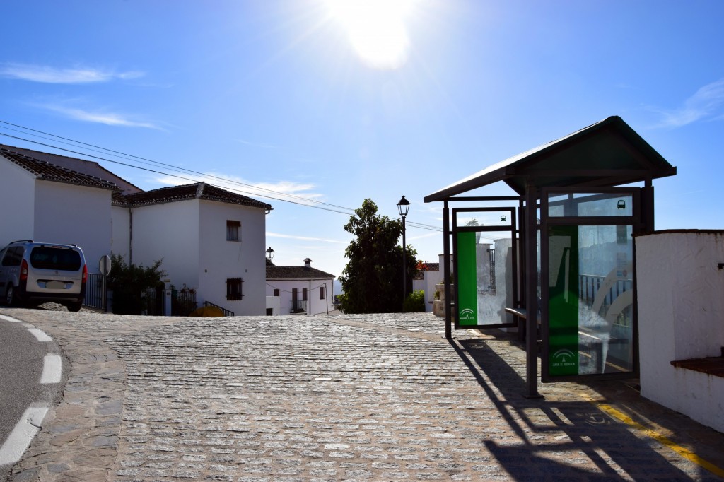 Foto: Parada del Bus - Alpandeire (Málaga), España