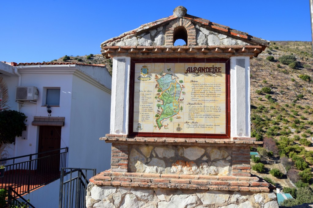 Foto: Arquitectura, história y rutas de la Villa - Alpandeire (Málaga), España