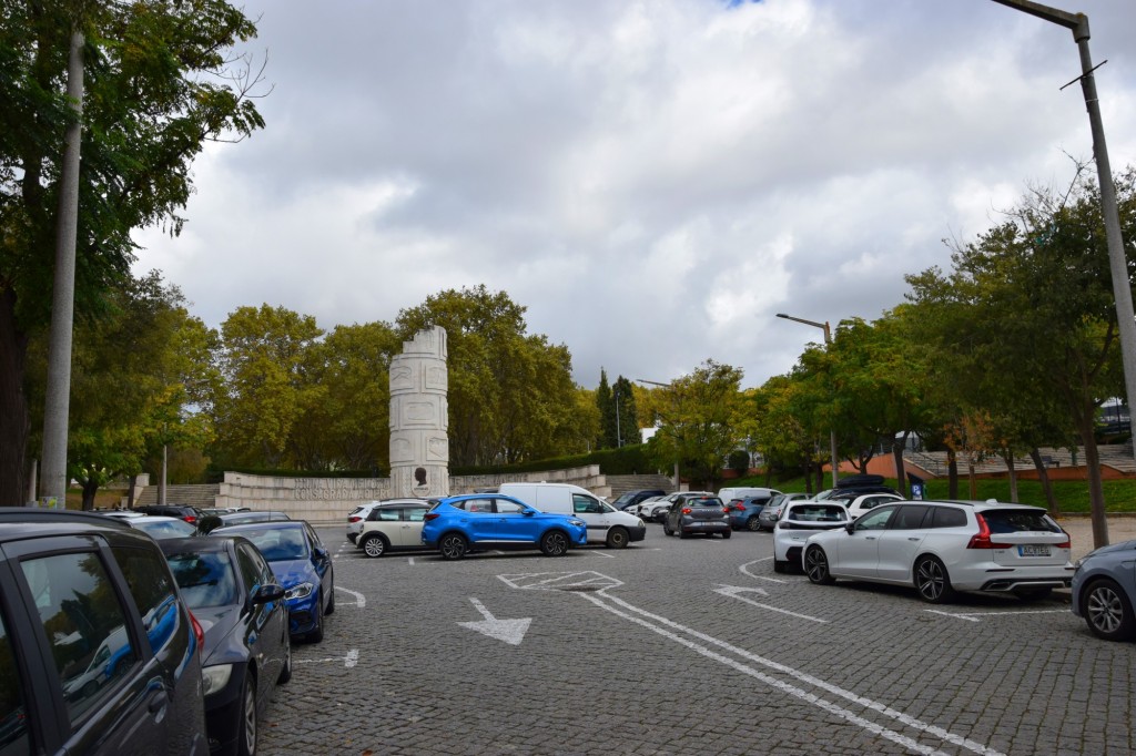 Foto: Avenida 25 de Abril - Loulé (Faro), Portugal