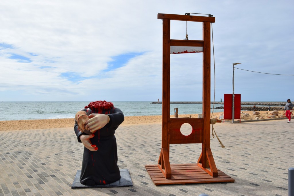 Foto: La Guillotina - Quarteira (Faro), Portugal