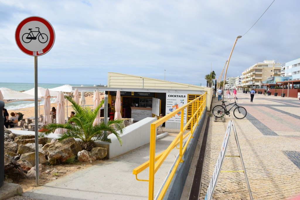 Foto: Pelican - Quarteira (Faro), Portugal