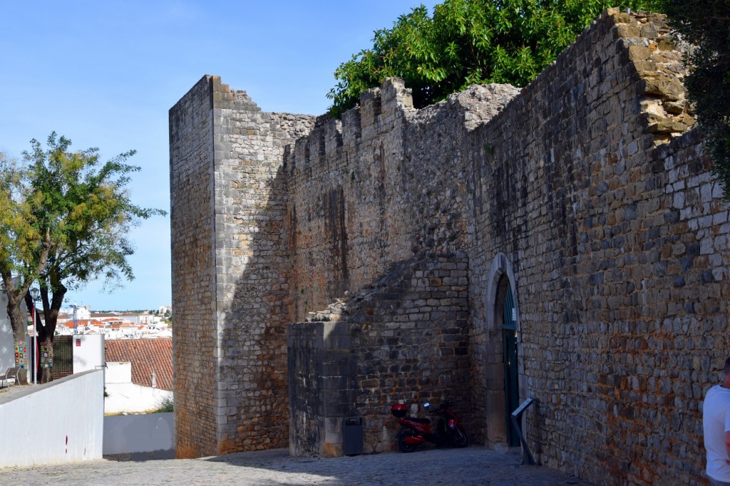 Foto: Largo Abu-Otmane - Tavira (Faro), Portugal