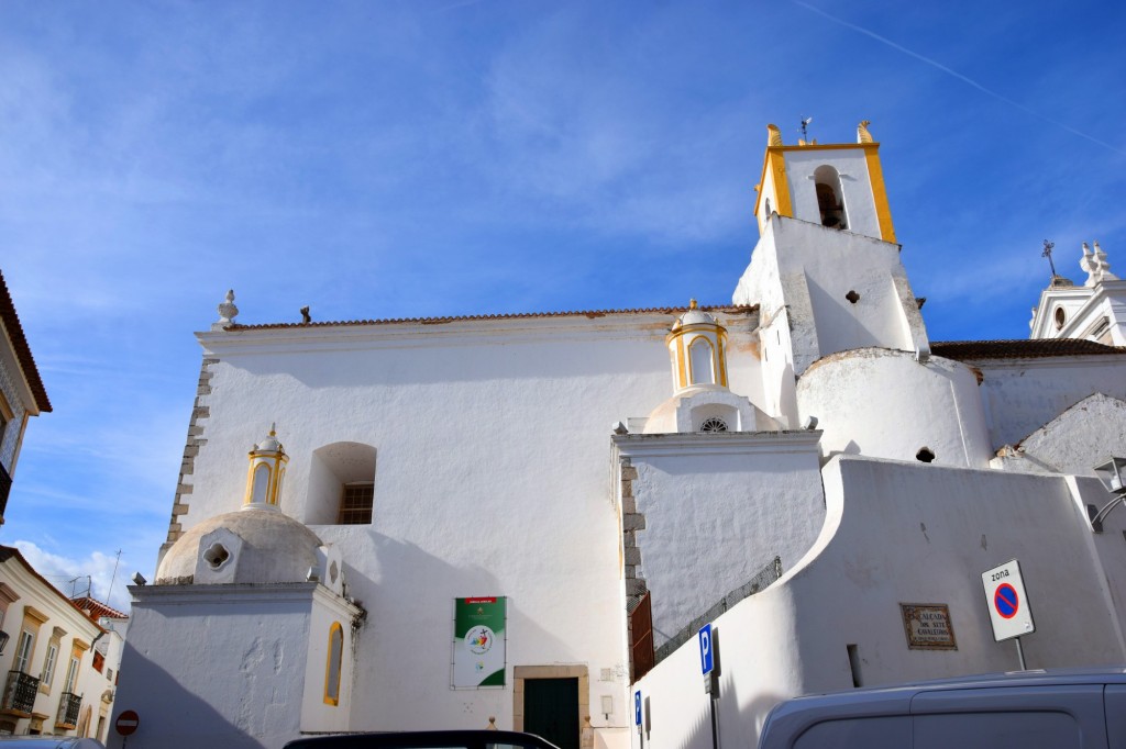 Foto: Igreja de Santa María do Castelo - Tavira (Faro), Portugal