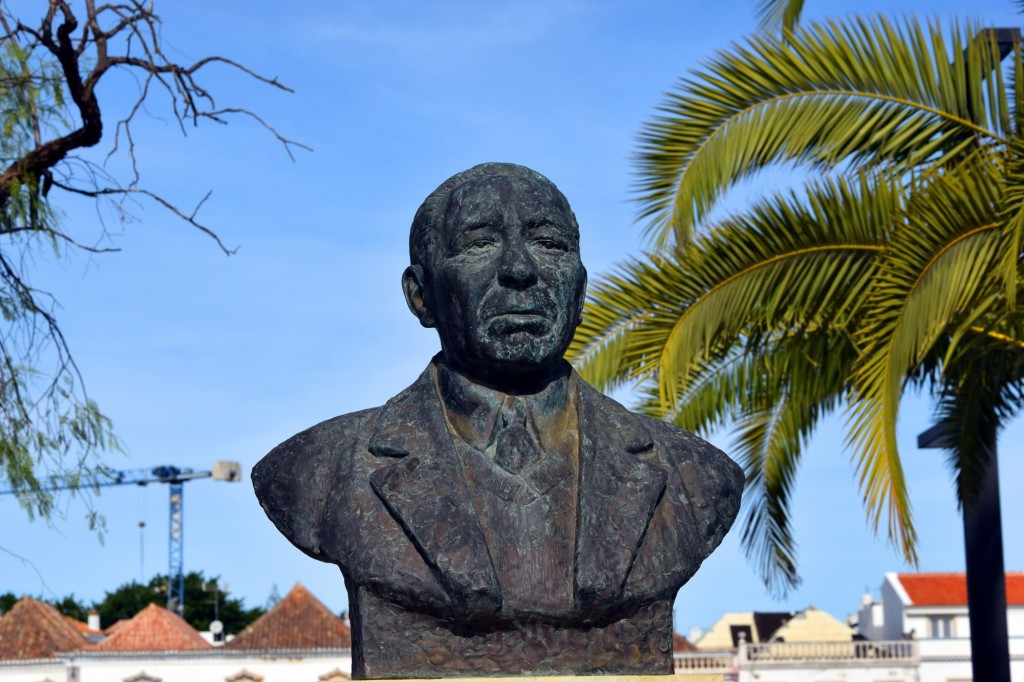 Foto: Poeta Isidoro Manuel Pires - Tavira (Faro), Portugal