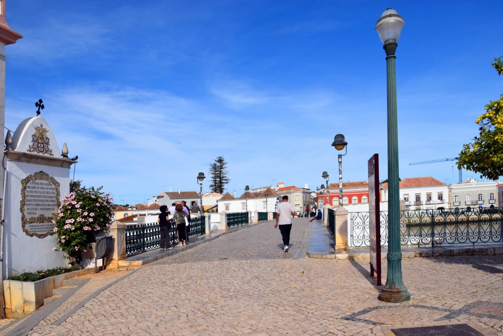 Foto: Ponte Romana - Tavira (Faro), Portugal
