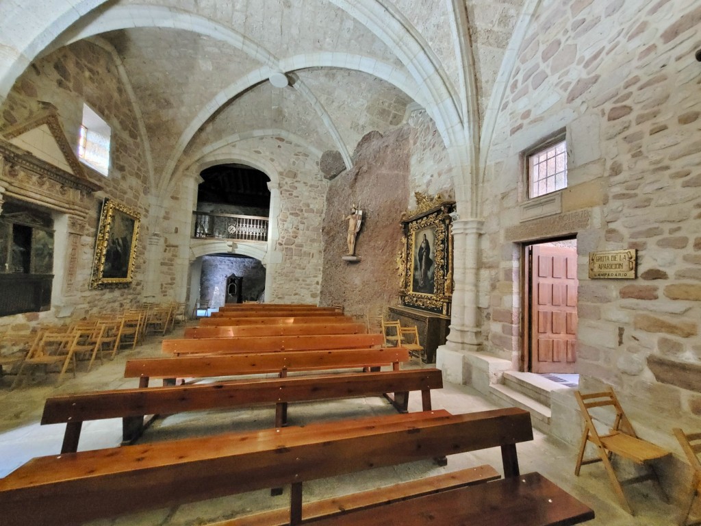 Foto: Virgen de la Hoz - Ventosa (Guadalajara), España