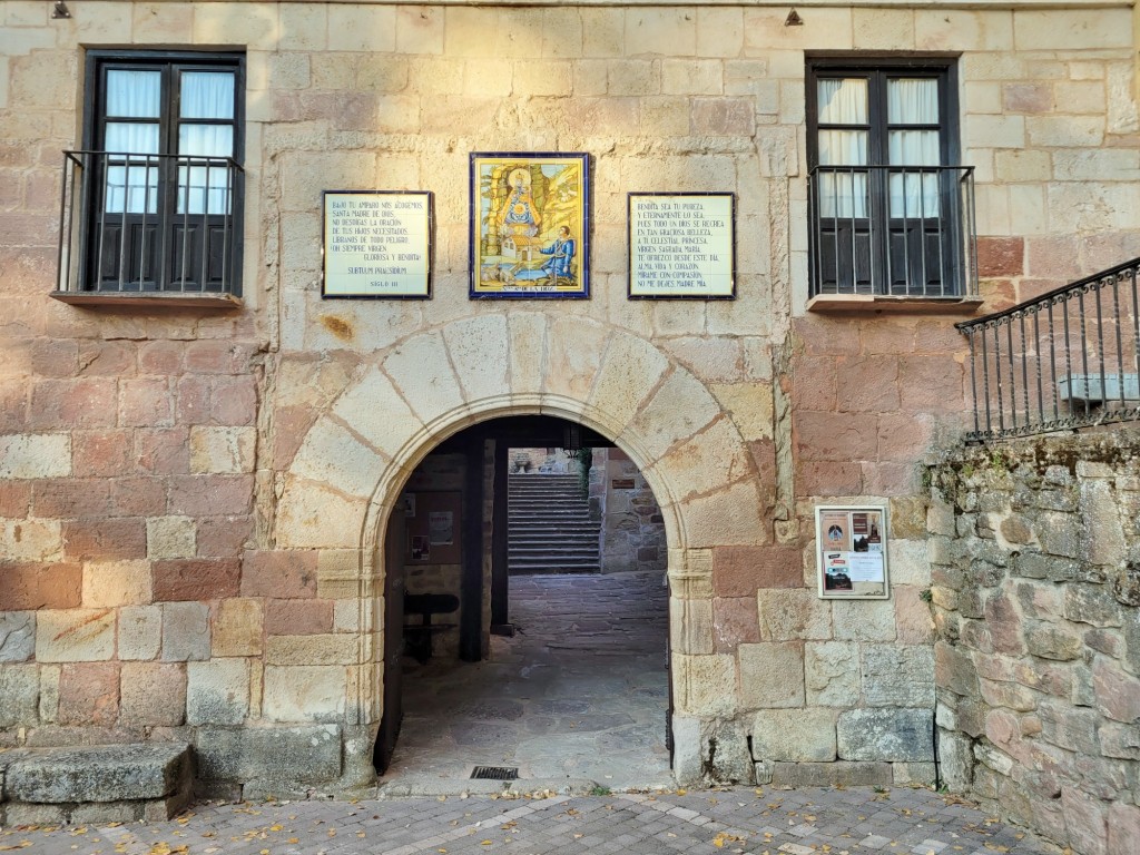 Foto: Virgen de la Hoz - Ventosa (Guadalajara), España