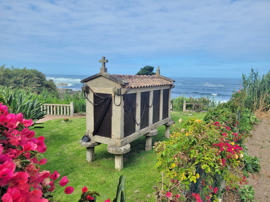 Foto: Centro histórico - Oia (Pontevedra), España