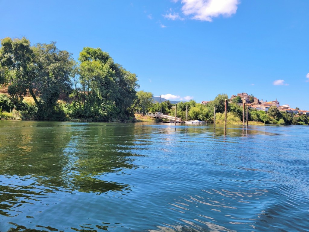 Foto: Navegando por el Miño - Tui (Pontevedra), España