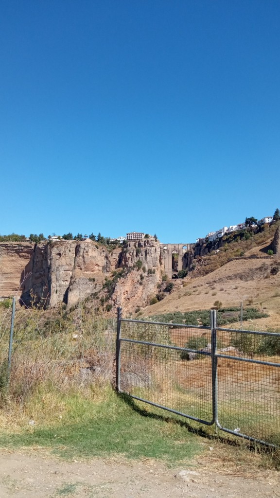 Foto: Ronda desde el campo - Ronda (Málaga), España