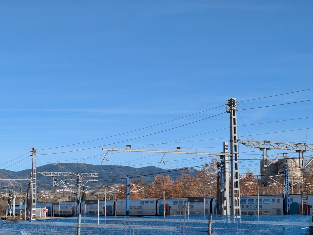 Foto: Ouigo detenido en Calatayud - Calatayud (Zaragoza), España