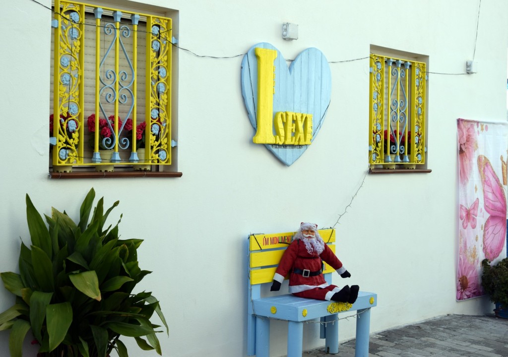 Foto: El descanso de Papa Noel - Almuñecar (Granada), España