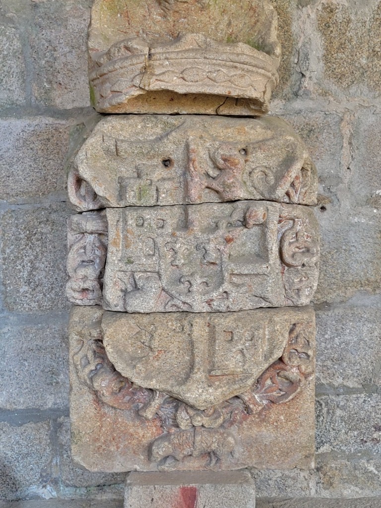 Foto: Escudo - Tui (Pontevedra), España