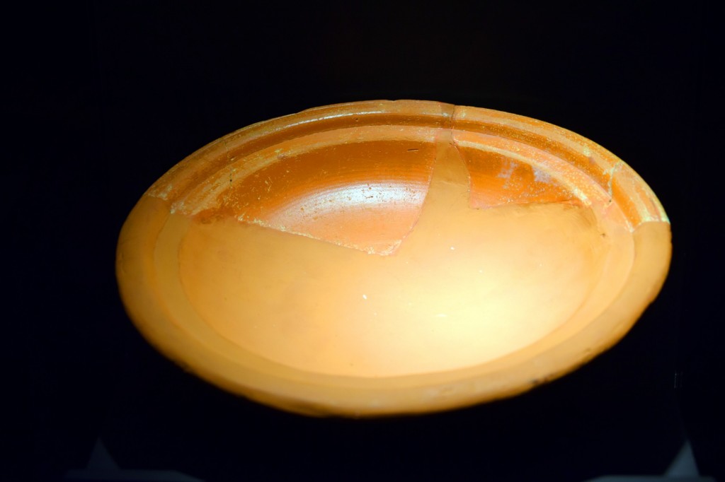 Foto: Plato romano de la primera mitad del Siglo I d.C - Almuñecar (Granada), España