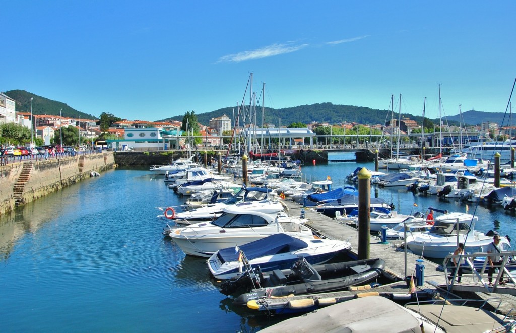 Foto: Puerto - Cangas (Pontevedra), España