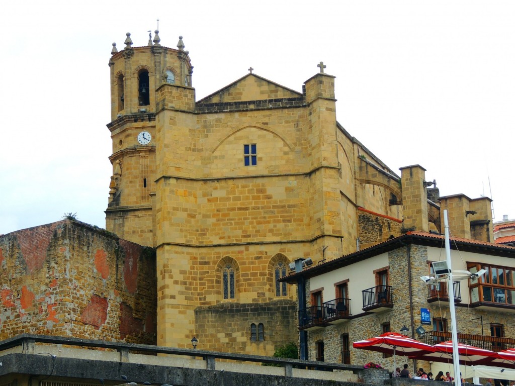 Foto: Iglesia de San Salvador - Getaria (Gipuzkoa), España
