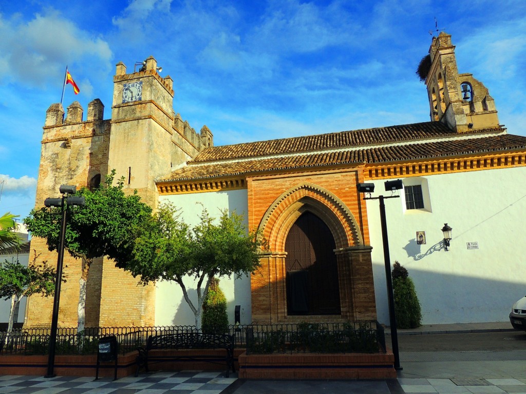 Foto: Iglesia Parroquial Santiago El Mayor - Hinojos (Huelva), España
