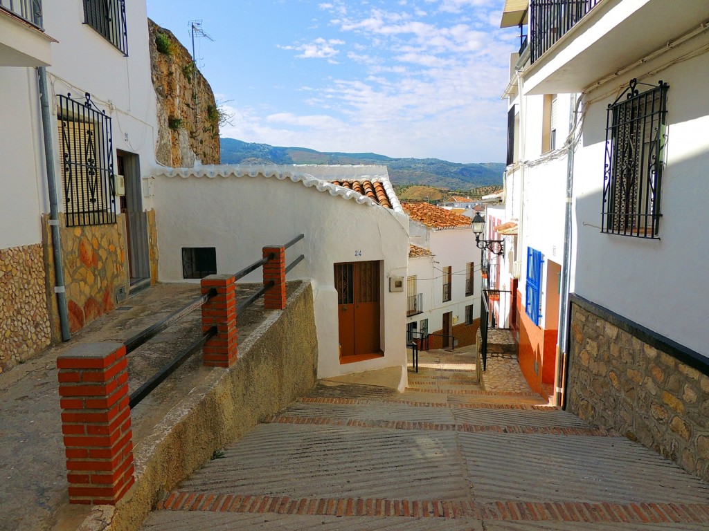 Foto: Calle Escaloncitos - El Burgo (Málaga), España