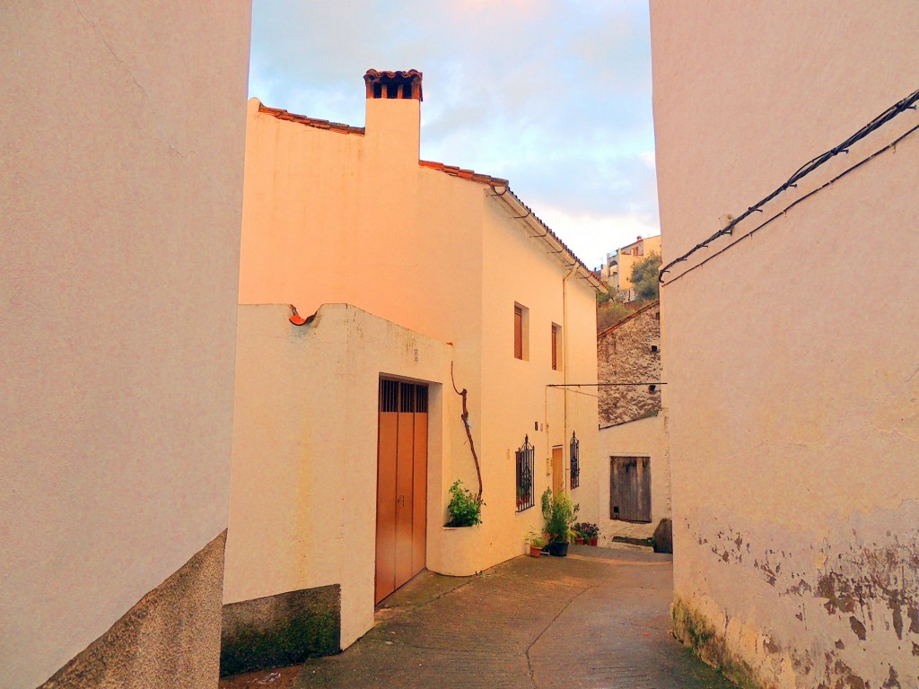 Foto: Calle Estación - Benarrabá (Málaga), España