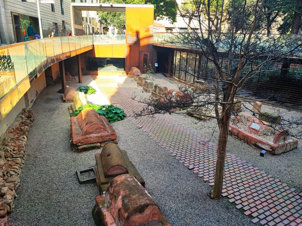 Foto: MUHBA Via Sepulcral Romana - Barcelona (Cataluña), España