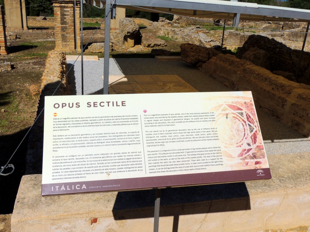 Foto: Conjunto Arqueológico de ITALICA - Santiponce (Sevilla), España
