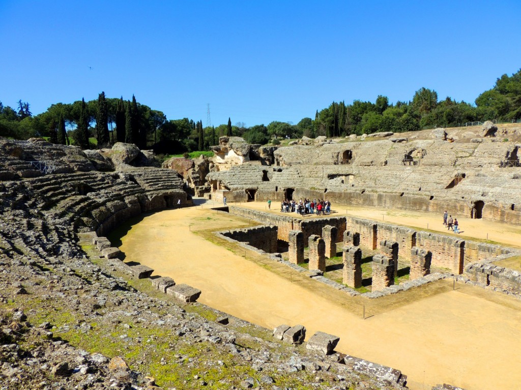 Foto: Anfiteatro. Conjunto Arqueológico de ITALICA - Santiponce (Sevilla), España