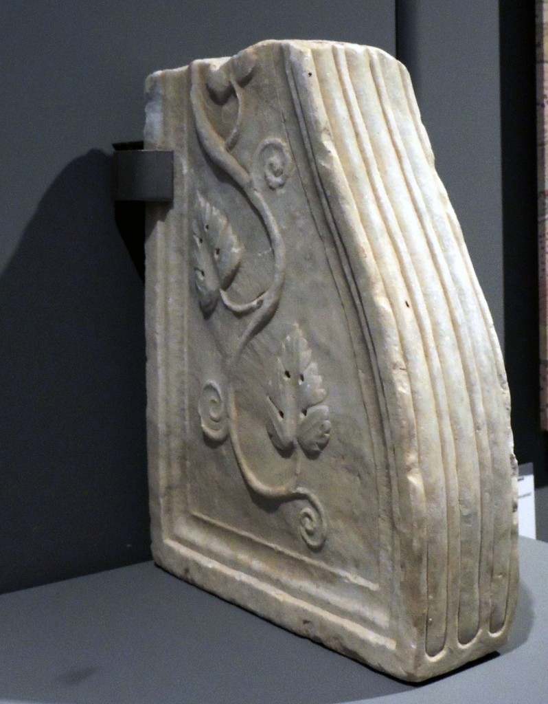 Foto: Trapezófaro. Conjunto Arqueológico de ITALICA - Santiponce (Sevilla), España