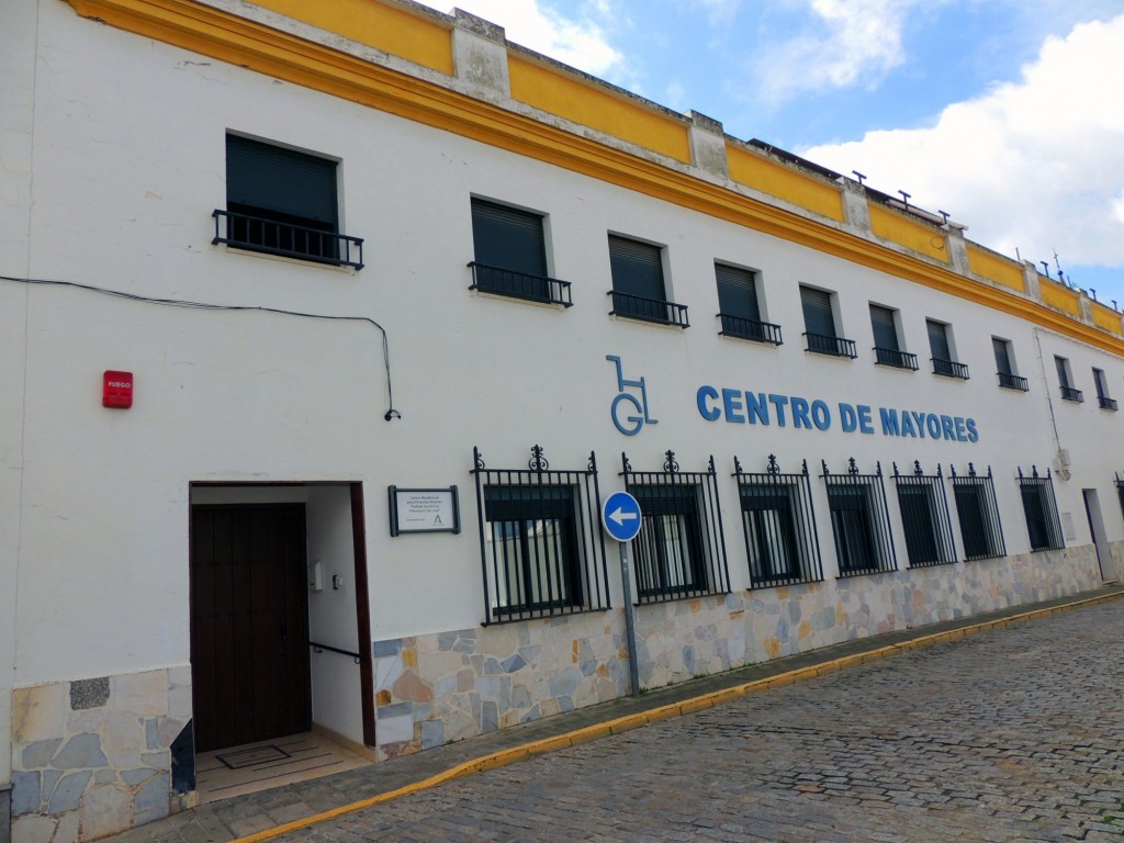 Foto: Centro de Mayores - Villanueva del Ariscal (Sevilla), España