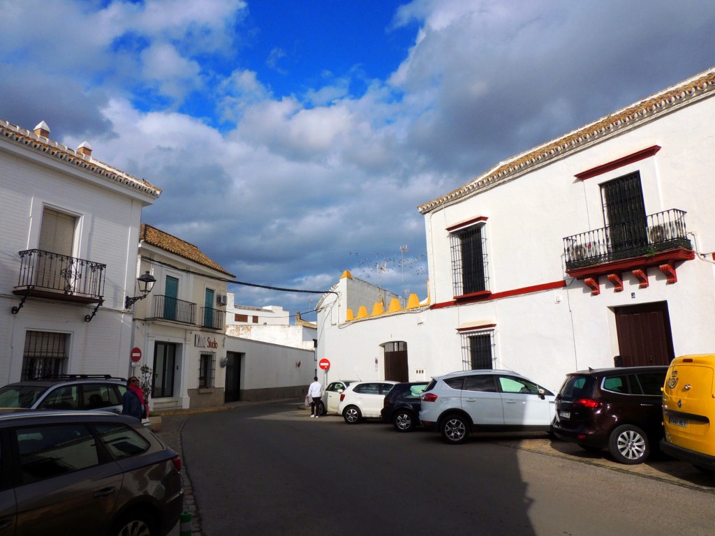 Foto: Calle Alfonso Guajardo Fajardo y AlbarraCÍN - Umbrete (Sevilla), España