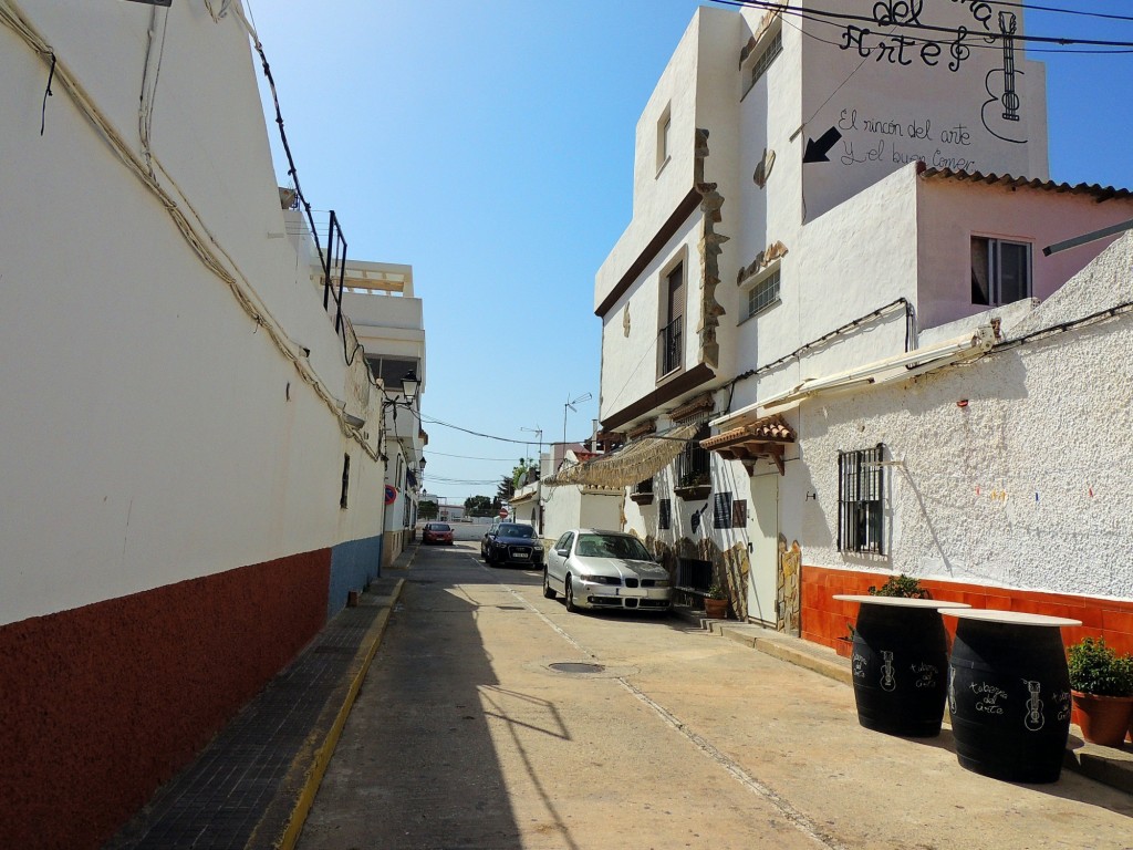 Foto: Calle Miguel Hernandez - Zahara de los Atunes (Cádiz), España