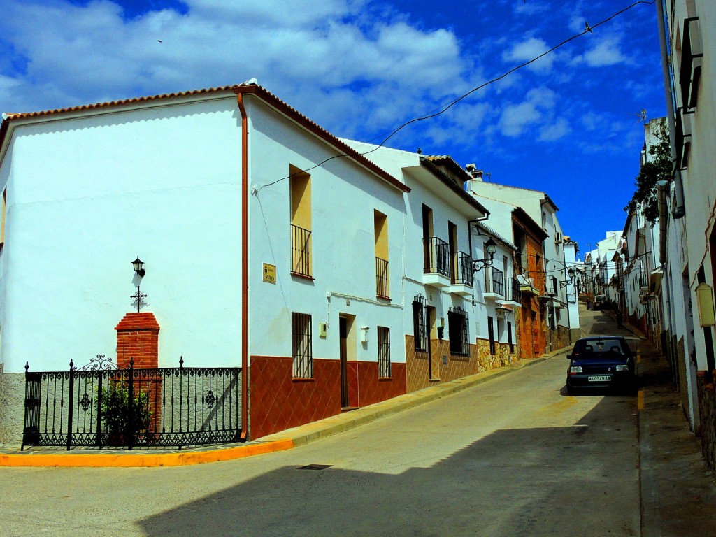 Foto: Calle Nueva - El Burgo (Málaga), España