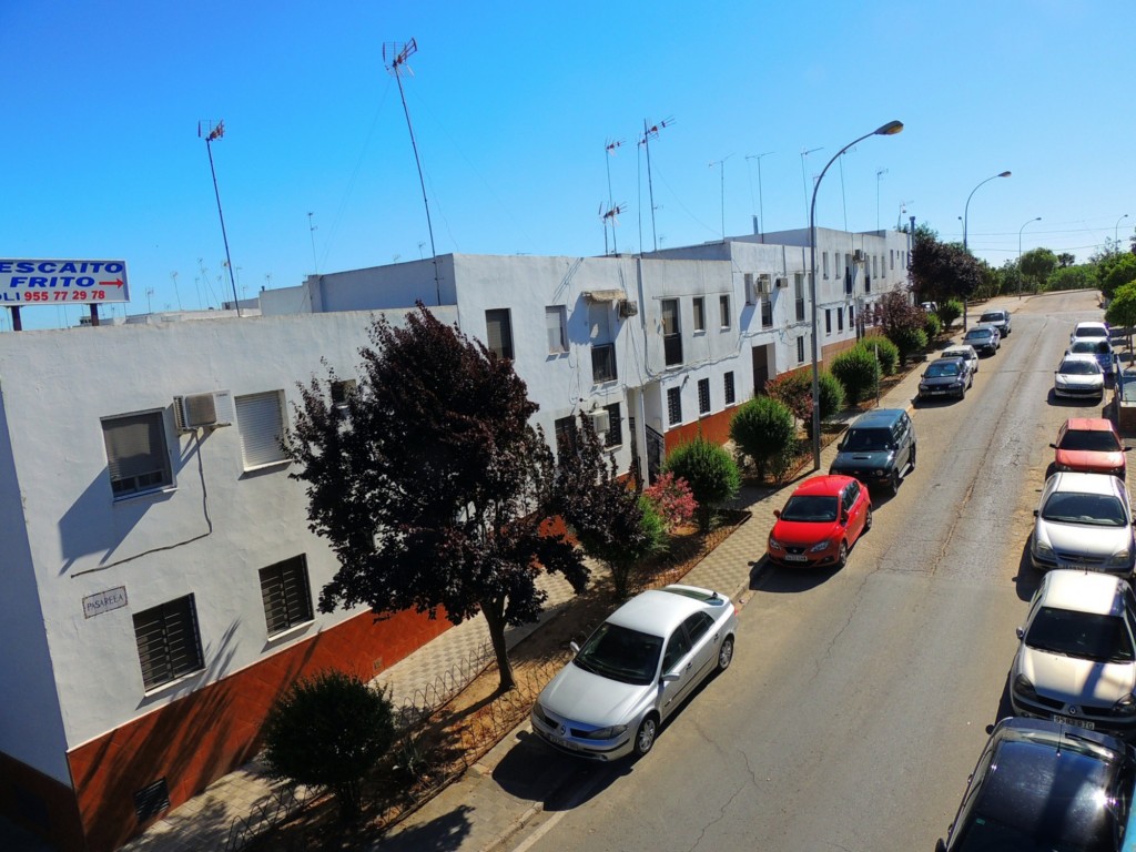 Foto: Calle Pasarela - La Puebla del Río (Sevilla), España