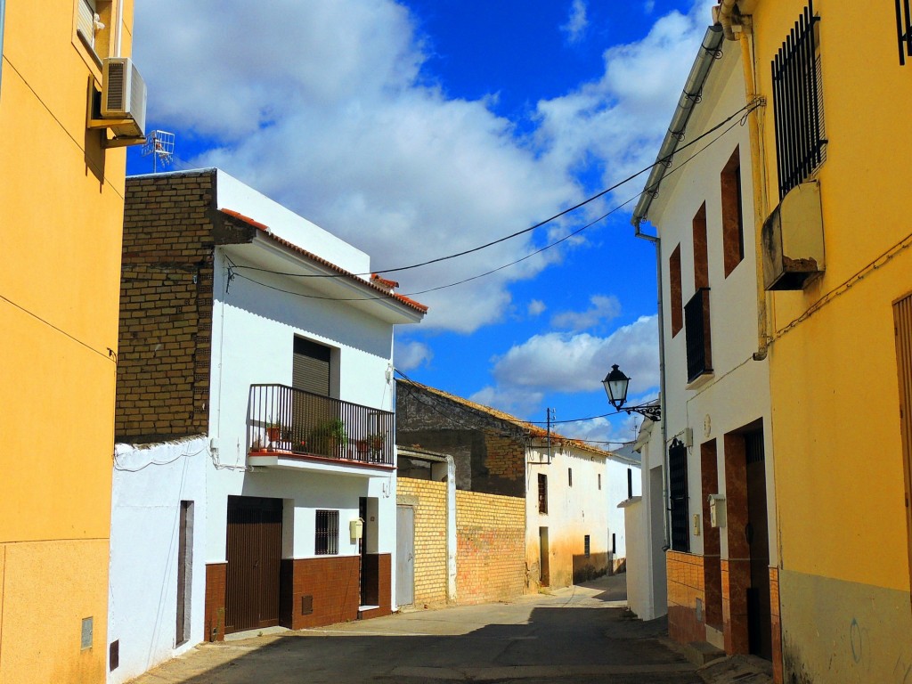 Foto: Calle Piñuela - Algámitas (Sevilla), España