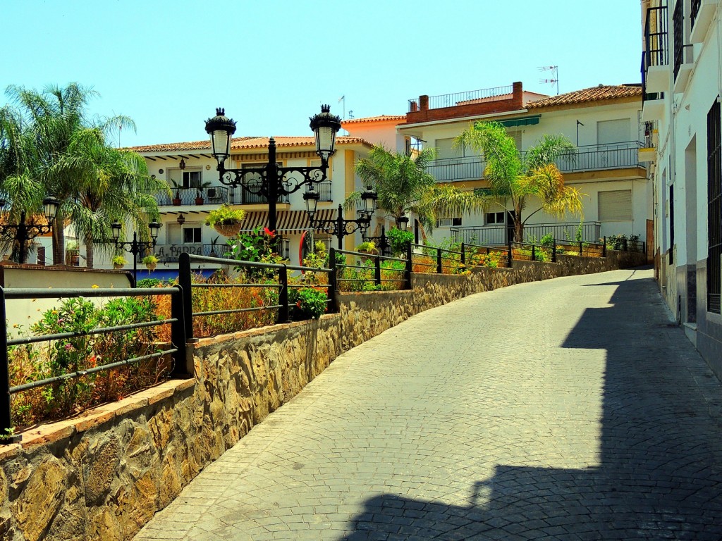Foto: Calle Pósito - Guaro (Málaga), España